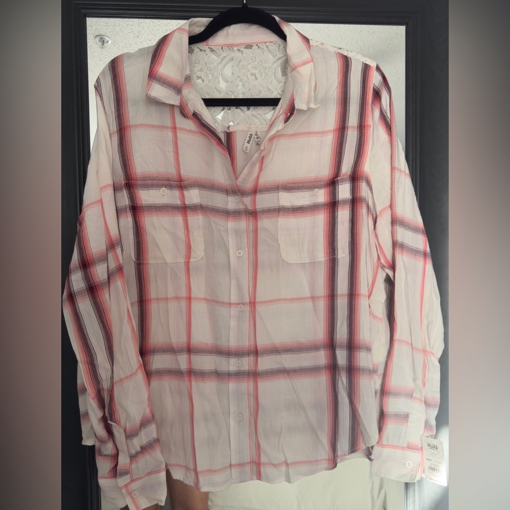 Mudd Womens Button-Up Shirt Meduim Long Sleeve Plaid Lace Back
